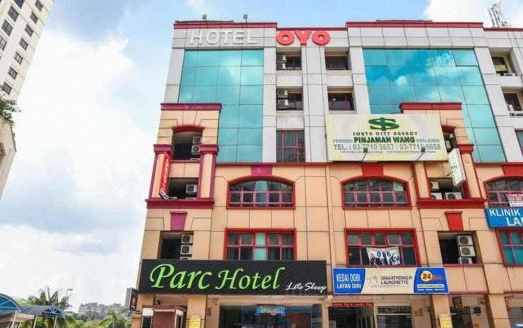 Parc Hotel Pelangi Damansara Petaling Jaya Exterior photo