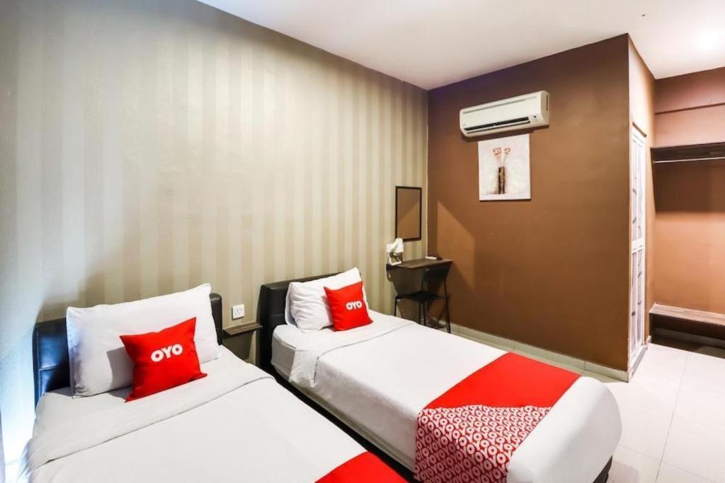 Parc Hotel Pelangi Damansara Petaling Jaya Exterior photo