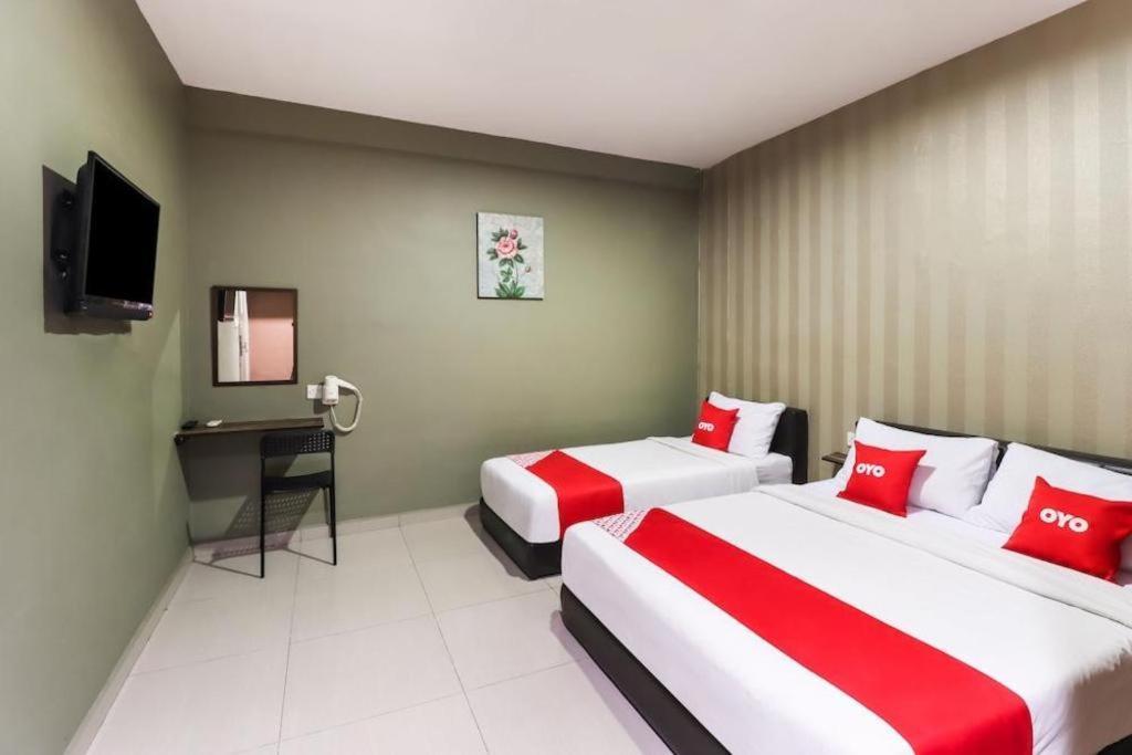 Parc Hotel Pelangi Damansara Petaling Jaya Exterior photo